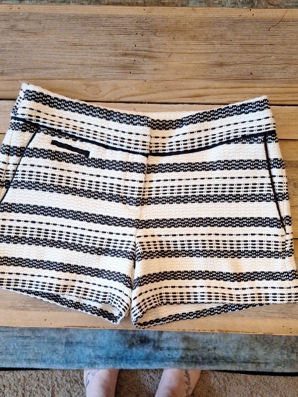 LOFT Black and White Striped Tweed Bermuda Shorts. Size 00